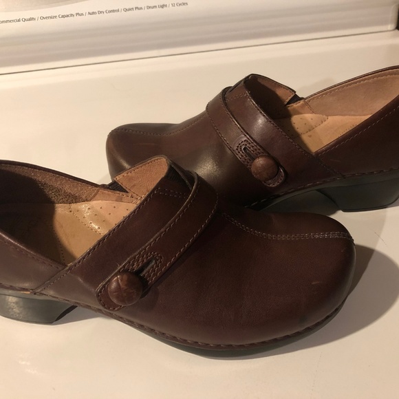 Dansko Womens Solstice Brown Clogs Size 38 - Picture 4 of 6